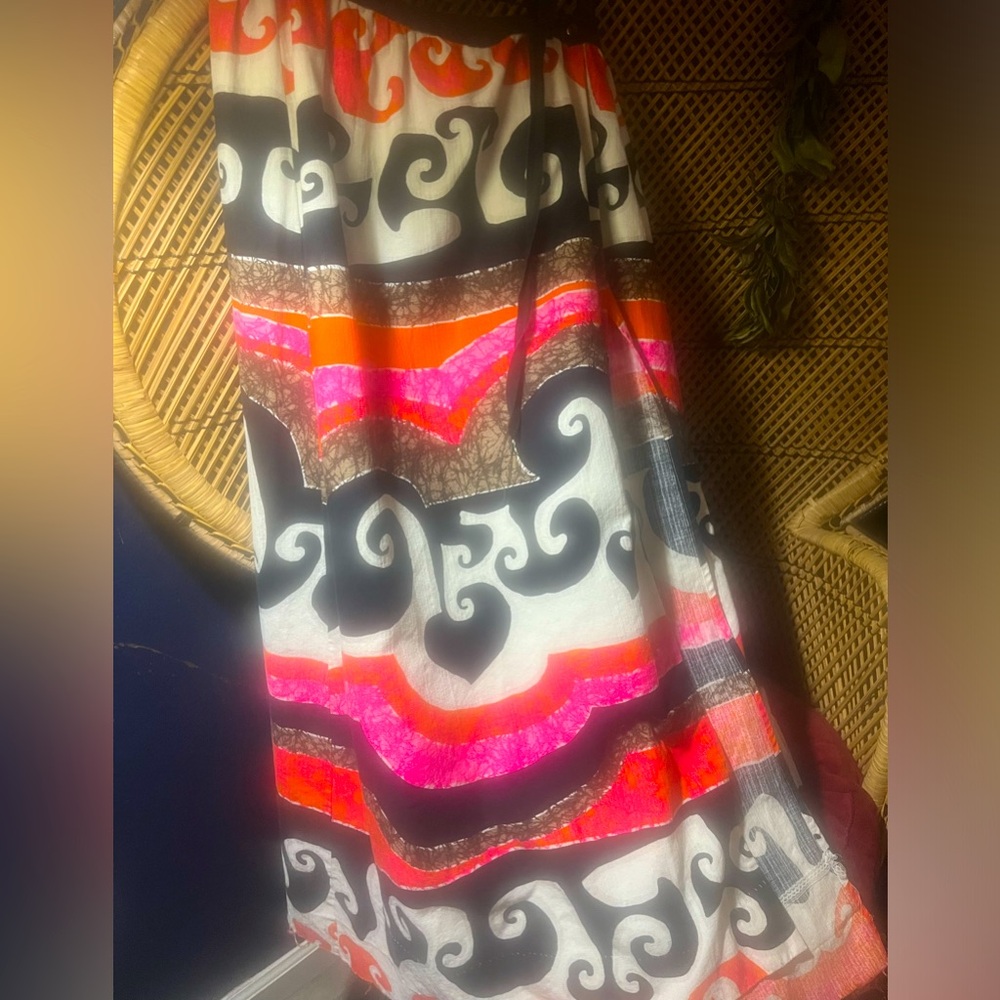 SOLD!! 💸💸Vintage psychedelic wrap skirt